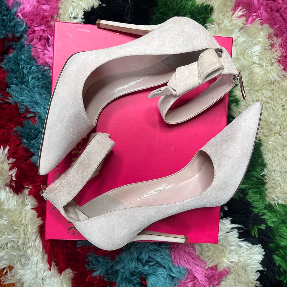Kate Spade pumps. Size 9.